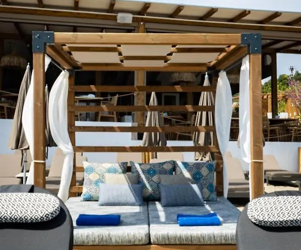 Theros, Philian And *