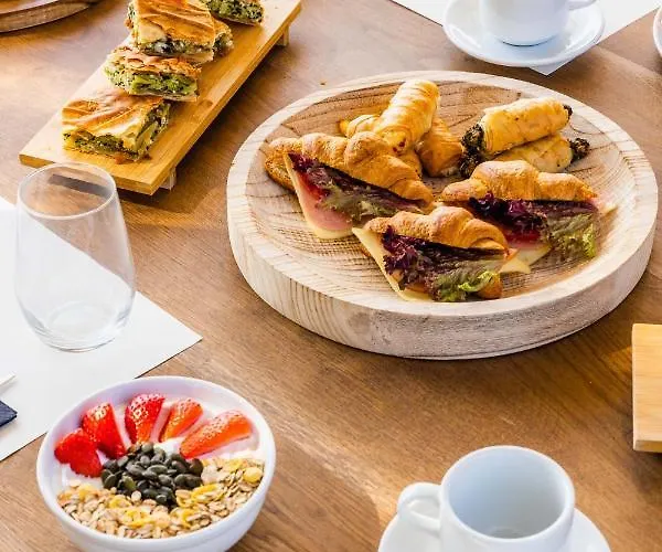 Theros, Philian And * Szkiáthosz