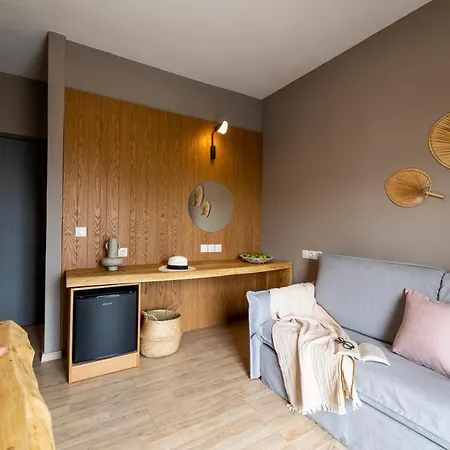 Theros, Philian And Hotel Skiathos