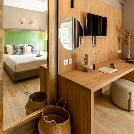 Theros, Philian And * Skiathos