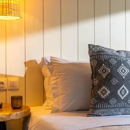 Theros, Philian And *