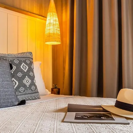 Theros, Philian And *